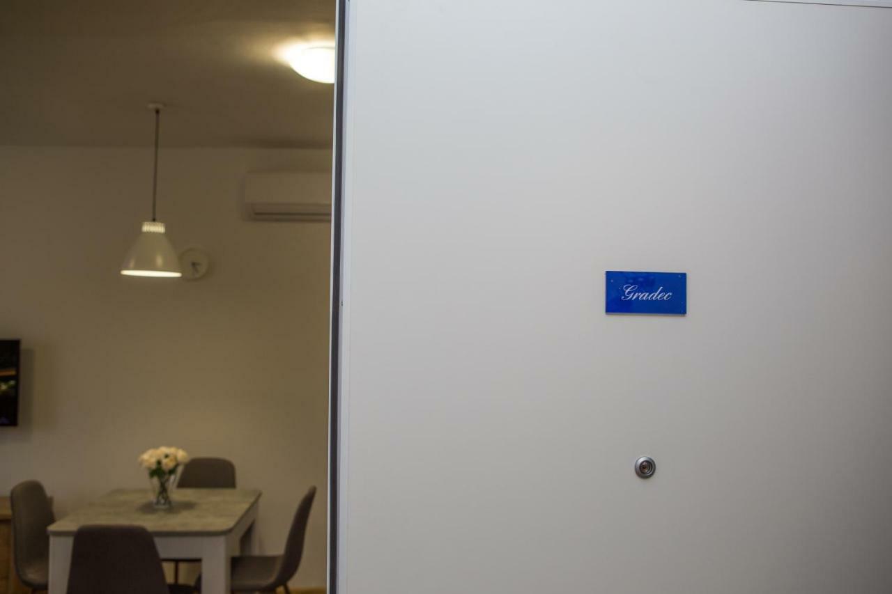 Deluxe Apartments ซาเกร็บ ภายนอก รูปภาพ