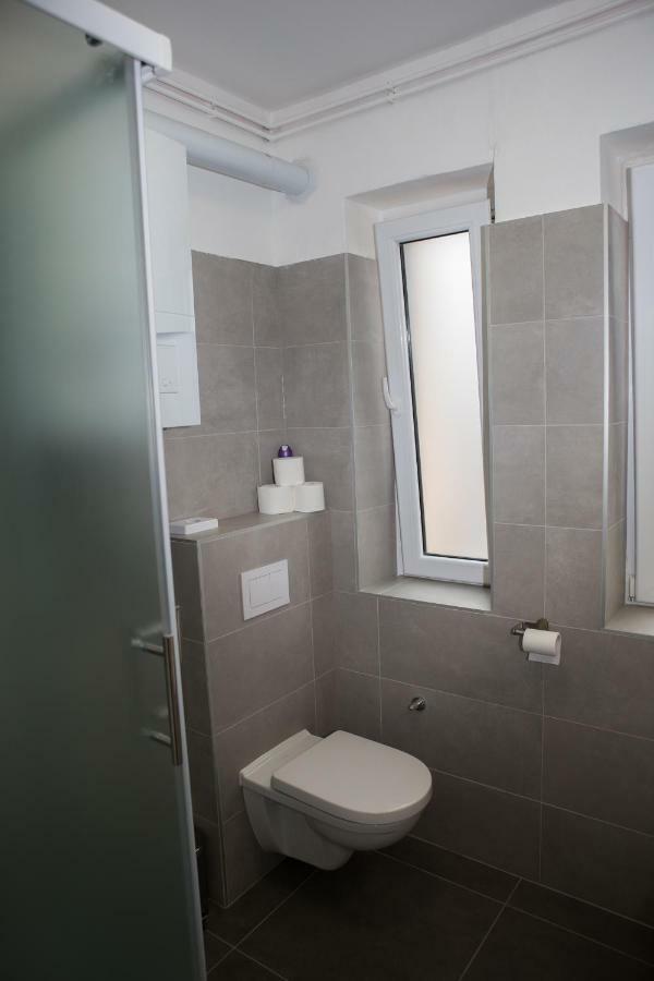 Deluxe Apartments ซาเกร็บ ภายนอก รูปภาพ